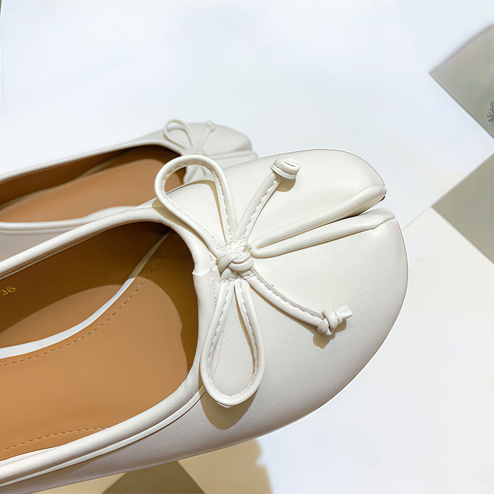 Bow Tie Tabi Flats