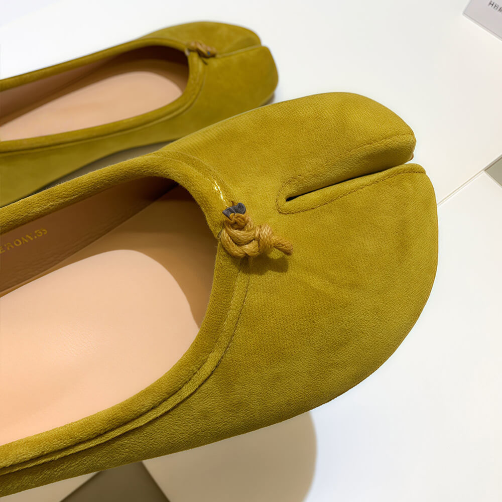 Suede Tabi Ballet Flats